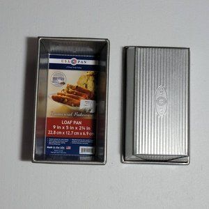 NWT USA Pan Bakeware Aluminized Steel Loaf Pan, 1 Pound, Silver